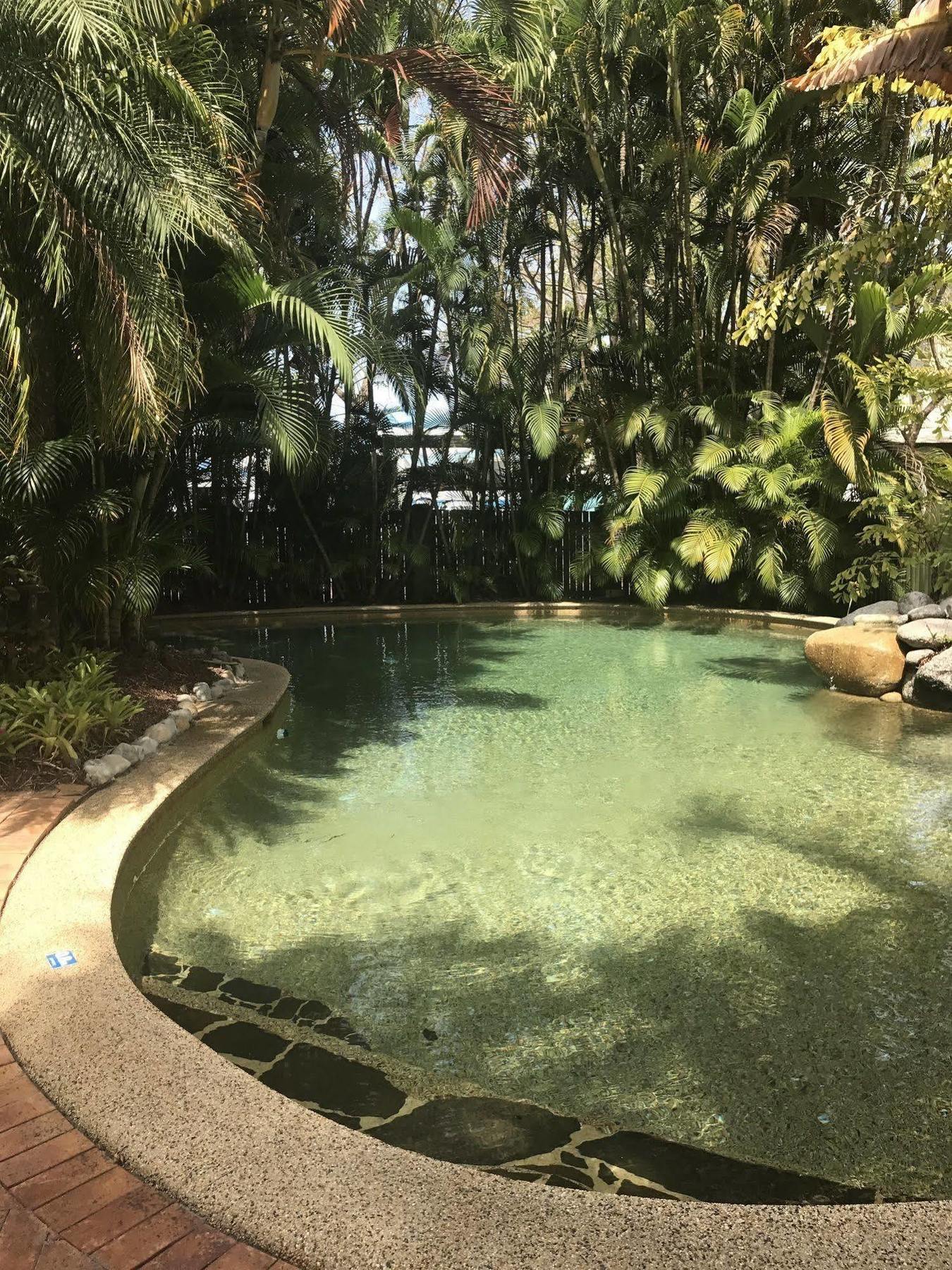 Port Douglas Palm Villas Exterior photo